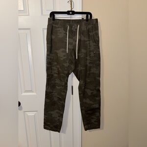 Vuori Men's ripstop pants
